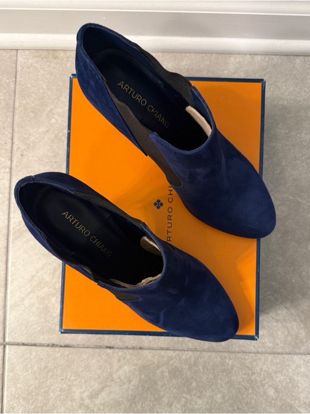 Arturo Chiang Deep Navy Suede Ankle Booties